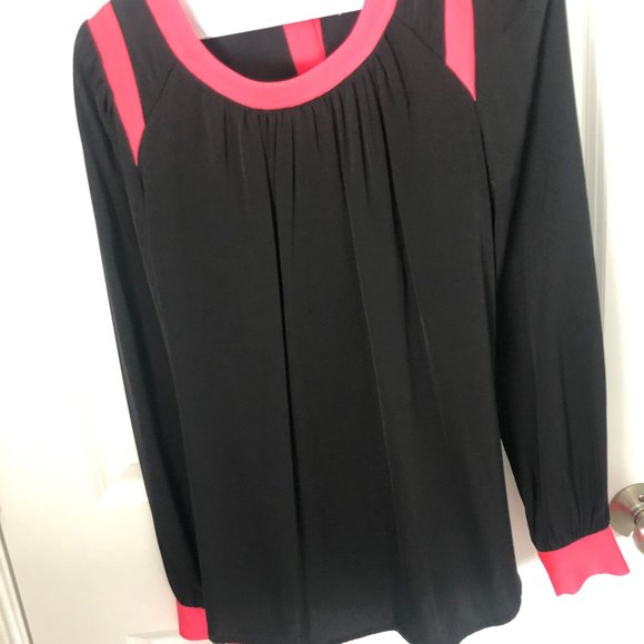 Brand New Without Tag Women’s Black & Bright Pink Milly Silk Top. Size 2. - Picture 2 of 5